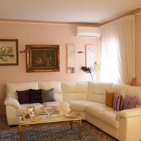 Apartment Luminoso E Accogliente Ago & Anto *